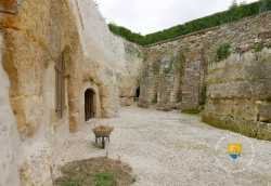 Fosse Grotte Troglodytes