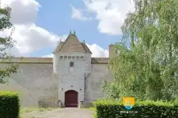 Chateau Assay Porte Tour