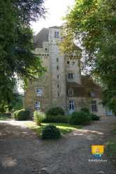 Donjon Chateau Menetou Couture