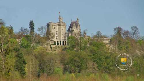 Donjon et Château de Vez, dans l&#039;Oise, Hauts de France