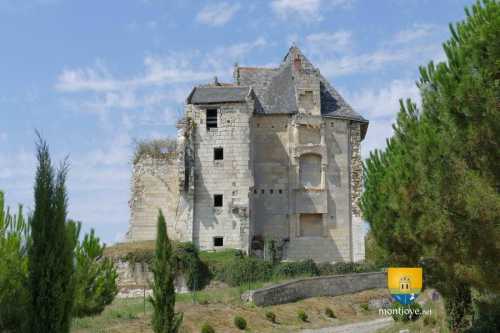 Château de Crissay sur Manse
