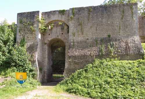 Porte des Champs, château de Gisors