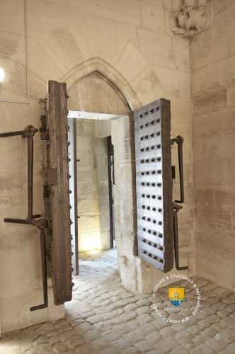 Porte intérieure du donjon du temple, actuellement au Donjon de Vincennes