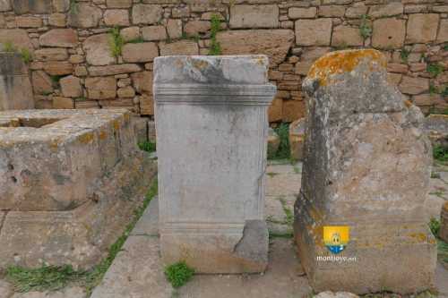 Stèle romaine ( Constantin )