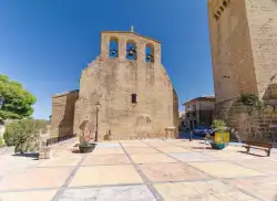 Eglise Castrale De Layana