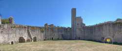 Donjon Cour Interieure XIIIe Siecle Donjon Cour Interieure XIIIe Siecle