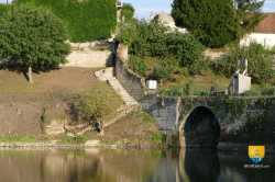 Moulin Fortifie Etang