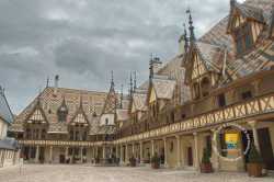 Hospices De Beaune Hotel Dieu