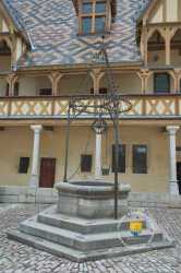 Puits De Beaune