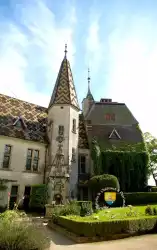Cour Interieure Puits Tourelle Cour Interieure Puits Tourelle