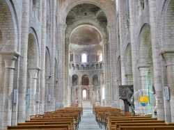 Nef Romane Saint Etienne De Nevers