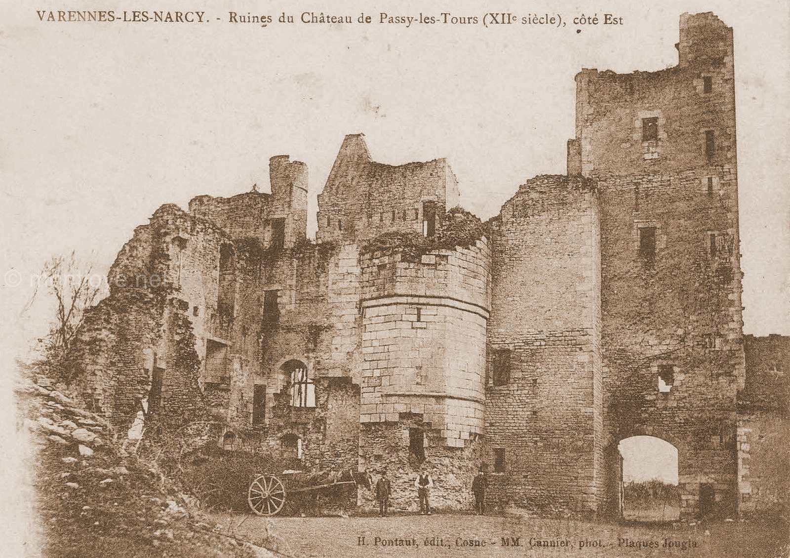 Ruines du Château du Château de Passy les Tours, carte postale