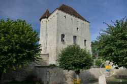 Donjon De Cravant Yonne Bourgogne