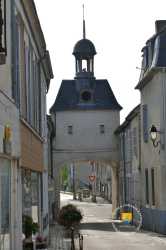 Porte Orleans Village De Cravant