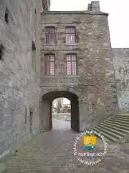 Entree Chateau Entree Chateau