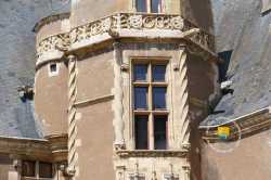 Logis Pre Renaissance