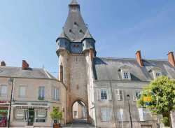 Beffroi Dun Sur Auron