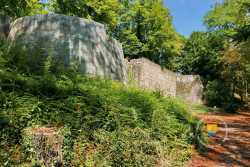 Chateau De Montrond