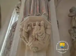 Detail Cul Lampe Statue