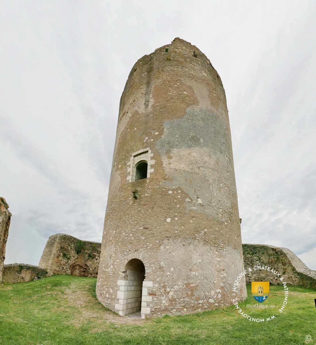 chatillon sur indre donjon medieval