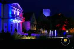 Hotel de Ville de Châtillon sur Indre et son donjon Hotel De Ville Mairie Chatillon