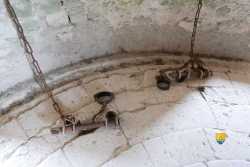 Menotte, chaine prisonnier Menotte Chaine Prisonnier Du Donjon