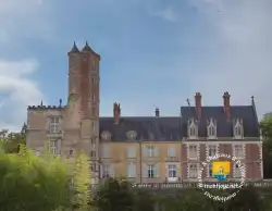 Chateau De Beaumont La Ronce