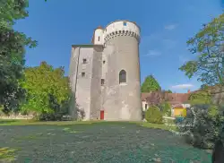 Chateau De Betz Medieval Tour Donjon