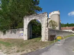 Entree XVIIe Chateau De Betz Visite