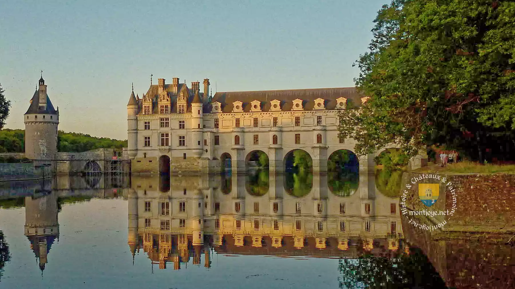 chateau de la Loire France castle tourism visit chenonceau