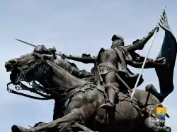 Statue Jeanne Darc Chinon Statue Jeanne Darc Chinon