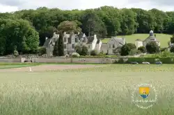 Chateau De Vauguyon Vue De Parilly