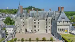 Chateau De Langeais Cour Interieure Chateau Parc Langeais Chateau De Langeais Cour Interieure Chateau Parc Langeais