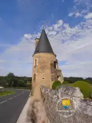 Tour Angle Chateau