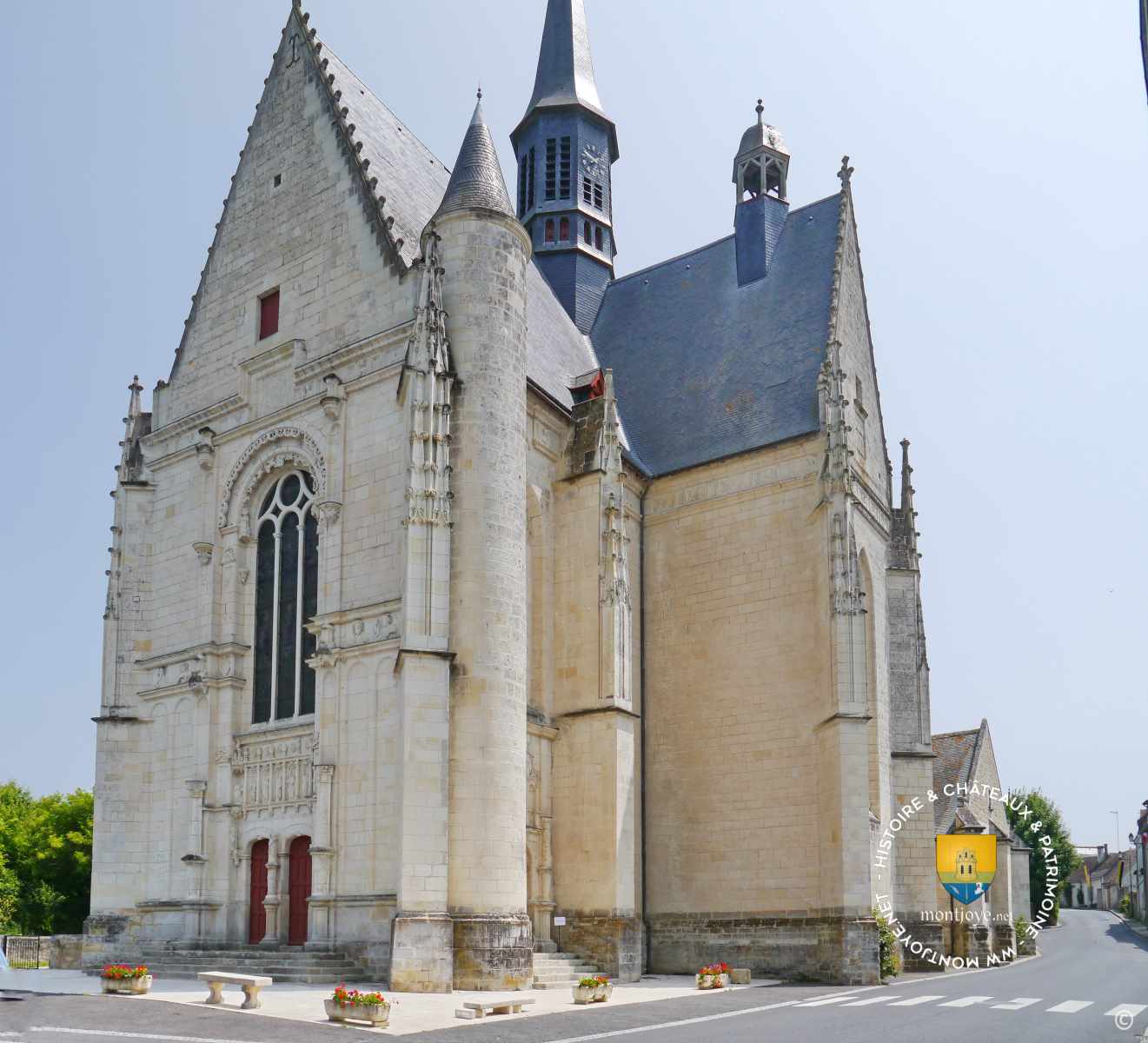 Eglise de Montrésor, Collégiale