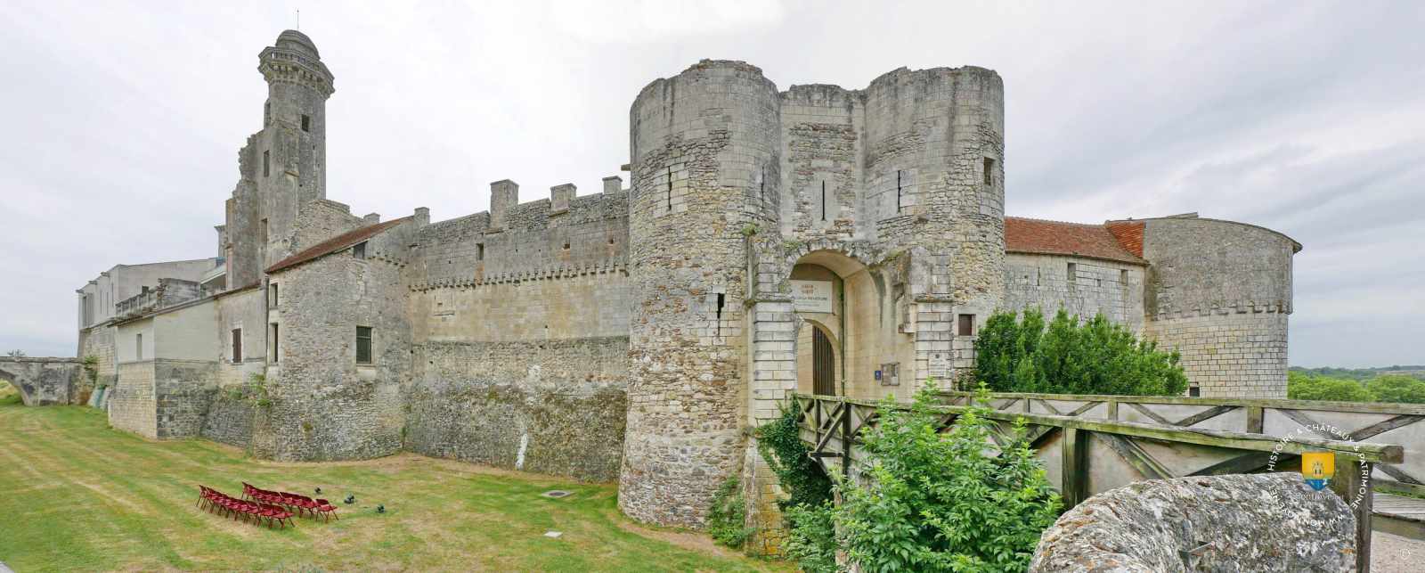 Le Château du Grand-Pressigny : musée de la Préhistoire