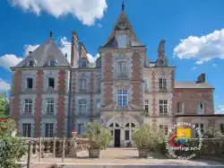 Facade Chateau Des Rocheux Facade Chateau Des Rocheux