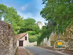 Rampe Pietonne Vers Le Chateau Rampe Pietonne Vers Le Chateau
