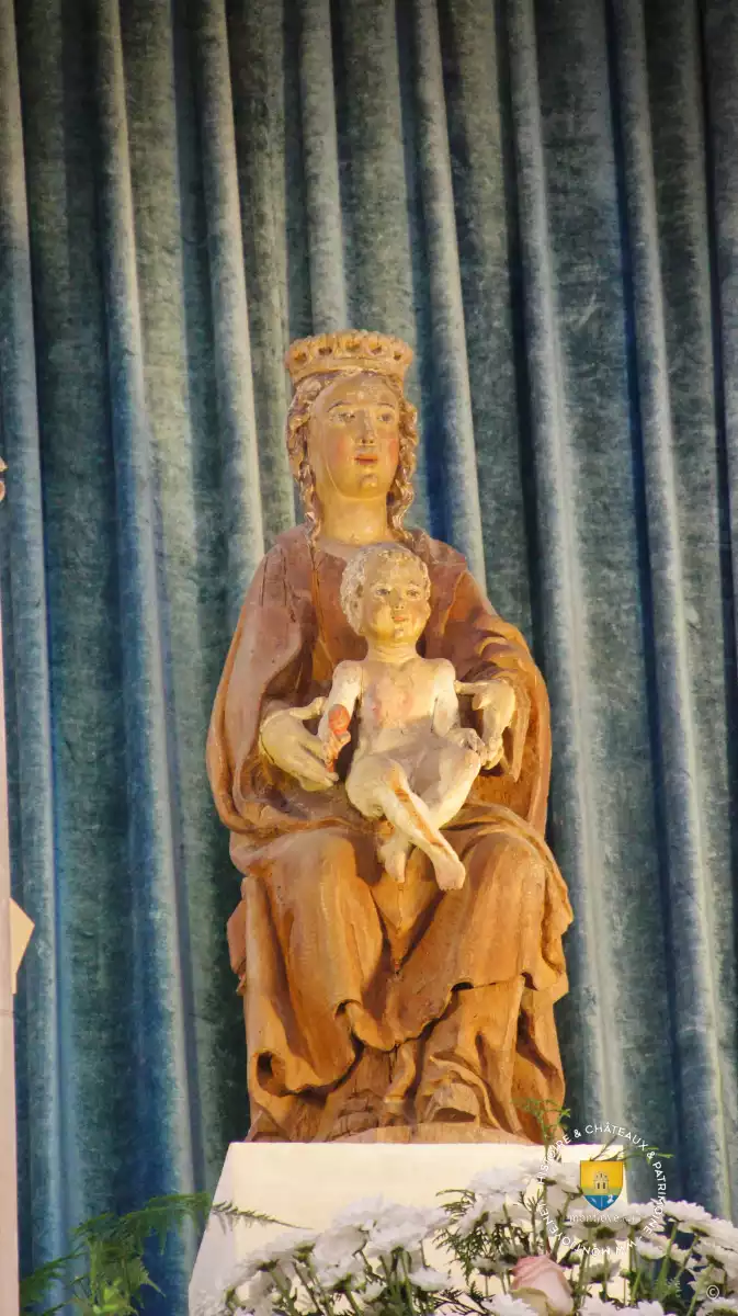 Statue Notre Dame Clery Saint Andre