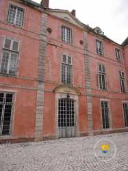 Entree Facade Chateau Entree Facade Chateau