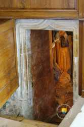 Entree Crypte Chapelle Sepulcre