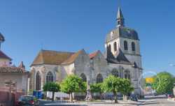 Village Eglise De Dienville Profil