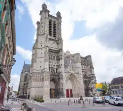 Cathedrale De Troyes Cathedrale De Troyes