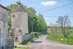 Pigeonnier Domaine Saint Bon Pigeonnier Domaine Saint Bon