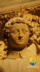 Detail Statue Portail
