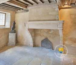 Cheminee De La Maison De Jeanne Darc