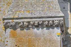 Frise Romane Detail