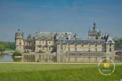 Vieux Chateau Chantilly Vieux Chateau Chantilly