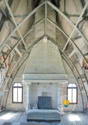 Cheminée dans les combles de la chapelle, architecture de Eiffe Eiffel Oeuvre