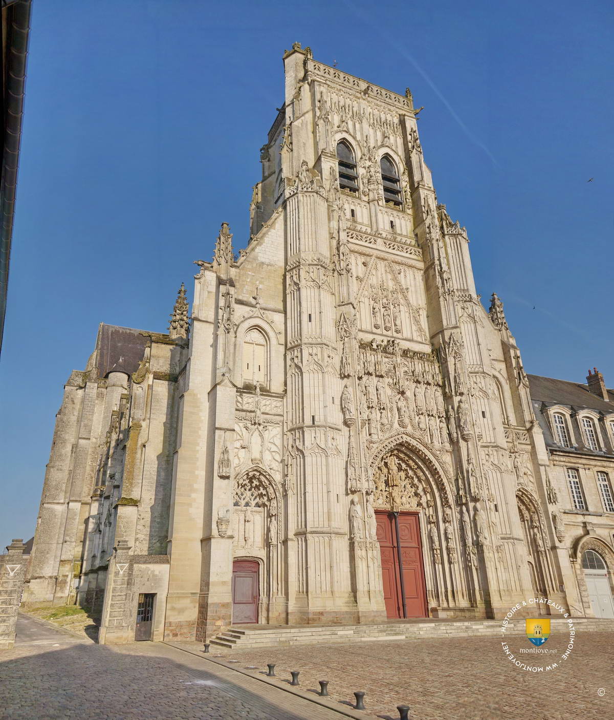 Abbaye, Abbatiale de Saint-Riquier